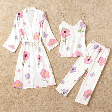 Women’s Satin 3-Piece Loungewear Set in Elegant Floral Style