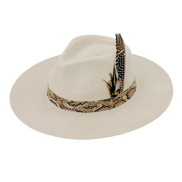 Ivory Wide-Brim Felt Hat – Feather Accent