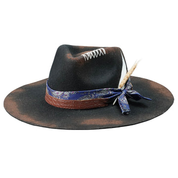 Distressed Felt Hat – Croc-Texture Band, Feather Accent