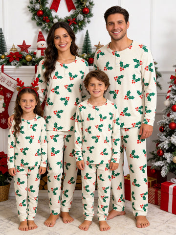 Traditional Green Holly Leaves and Red Berries Print 3-Button Henley Matching Family Holiday Sleepwear