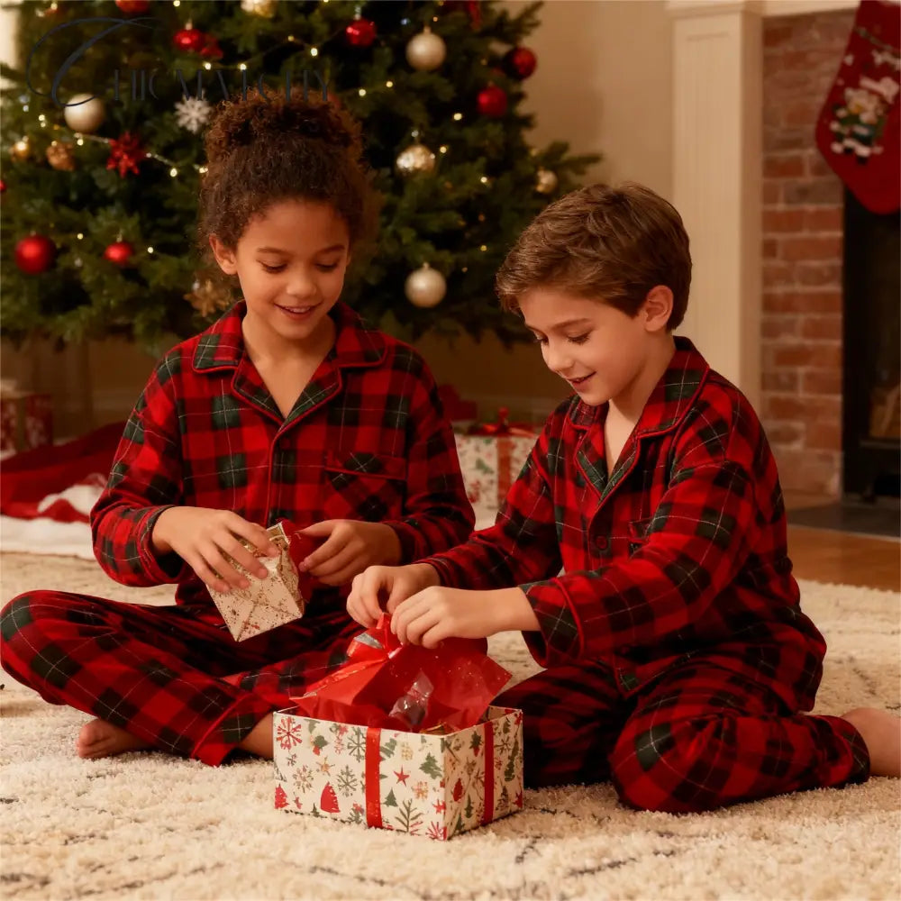 Christmas Family Matching Red and Green Plaid Button Up Long-sleeve Pajamas Sets - Christmas