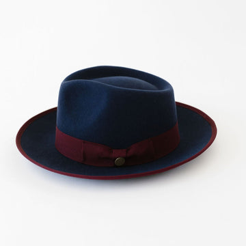 Exquisite Emblem Felt Fedora