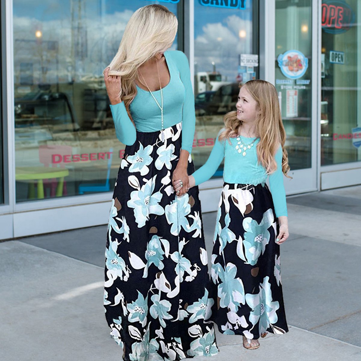Sale！Long Sleeve Floral Long Dress  for Mom and Me in Green