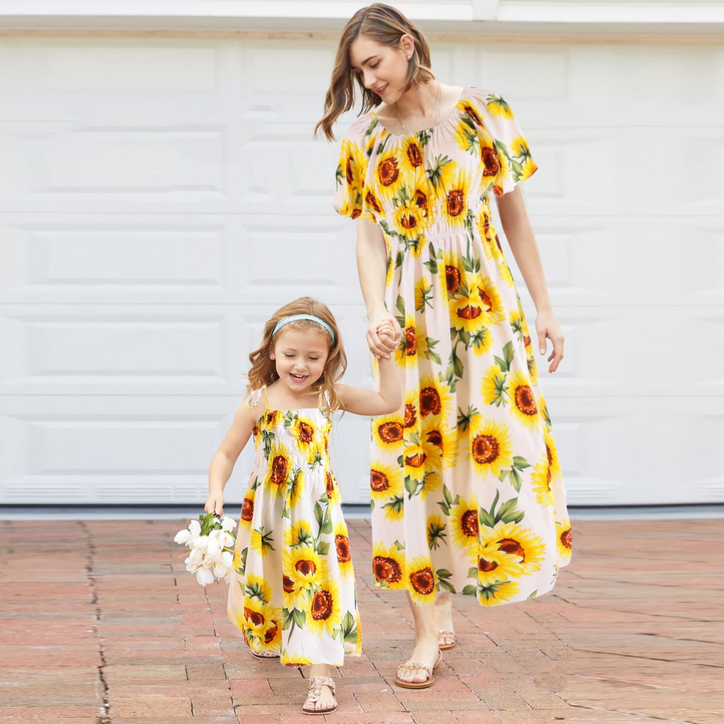 All Over Sunflower Print Short Sleeve Dress for Mom and Me