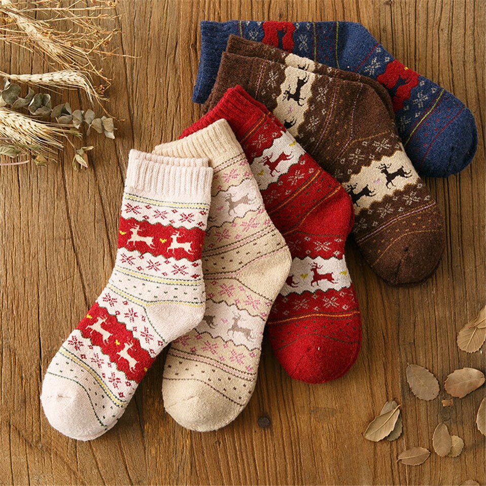 1 Pair Warm Women Socks Striped 3D Socks  Winter Style Christmas Colletions