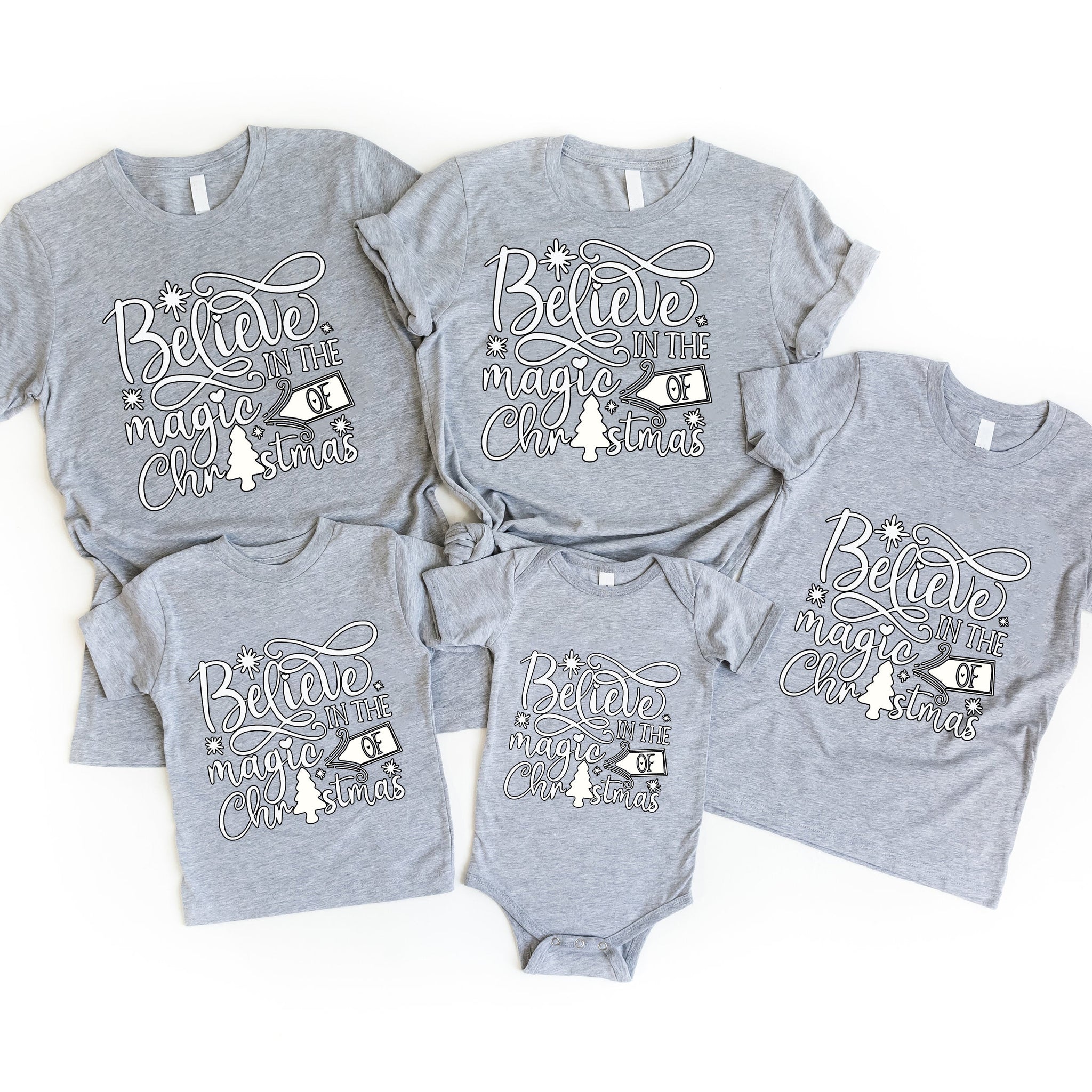 'Believe In The Magic Of Chirstmas' Letter Print Patterned Gray Color Casual Short Sleeve T-shirts  Family Matching Tops With Dog Bandana