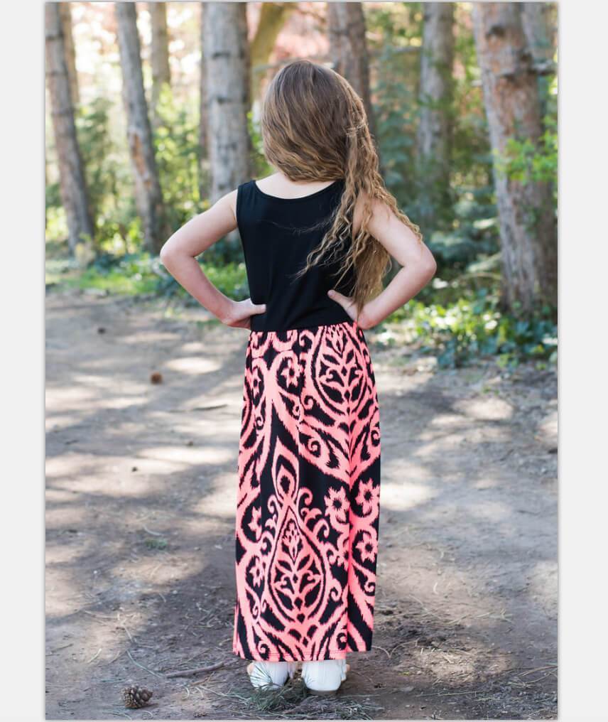 Fashionable Printed Sleeveless Mommy and Me Maxi Dress (2539199004756)