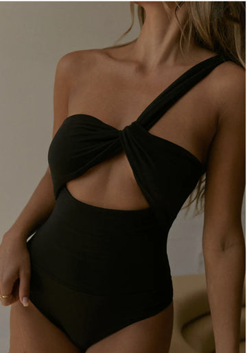 Sensuous Single Shoulder Bodycon Bodysuit Alluring