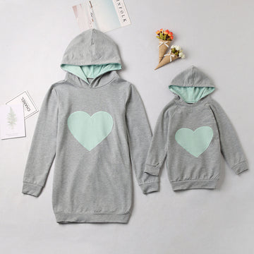 Love Heart Print Long-sleeve Hoodie Dress for Mom and Me