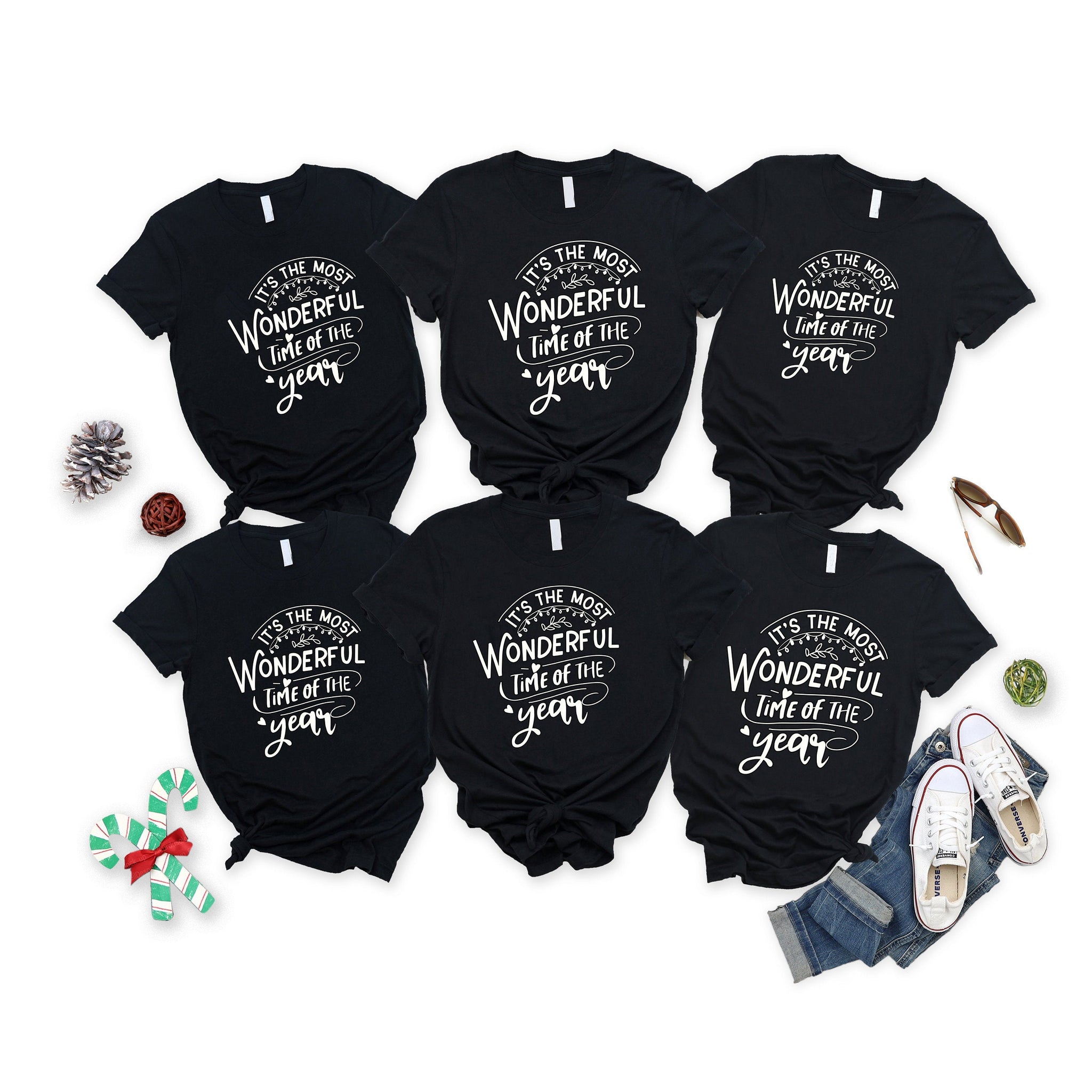 'It's The Wonderful Time Of The Year' Letter Print Patterned Black Color Casual Short Sleeve T-shirts  Family Matching Tops With Dog Bandana